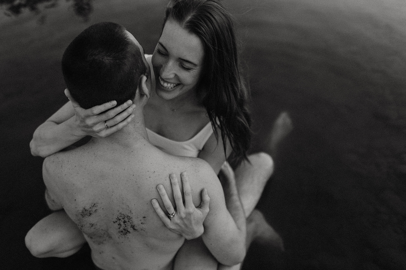 intimate couples photo session in water